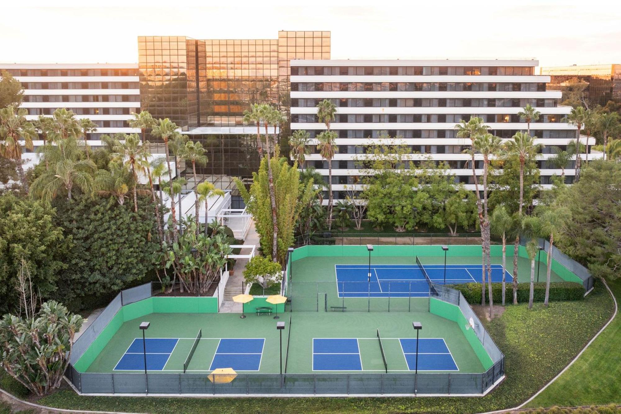 Renaissance Newport Beach Hotel Exteriér fotografie